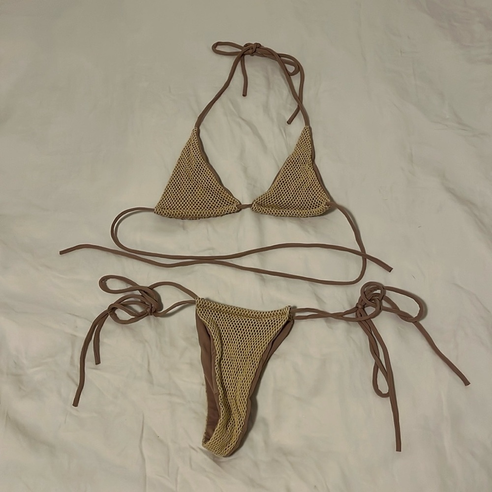 Andi Bagus Thong Bikini